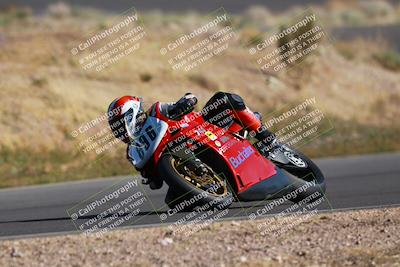 media/Apr-19-2025-AHRMA (Sat) [[3d98ca3309]]/Race/Group 8/Turn 4/